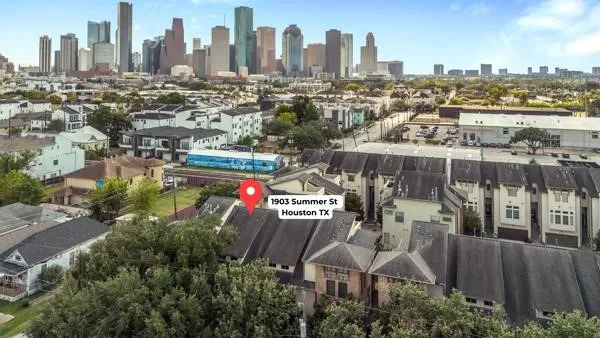 $450,000 | 1903 Summer Street, Houston, TX 77007