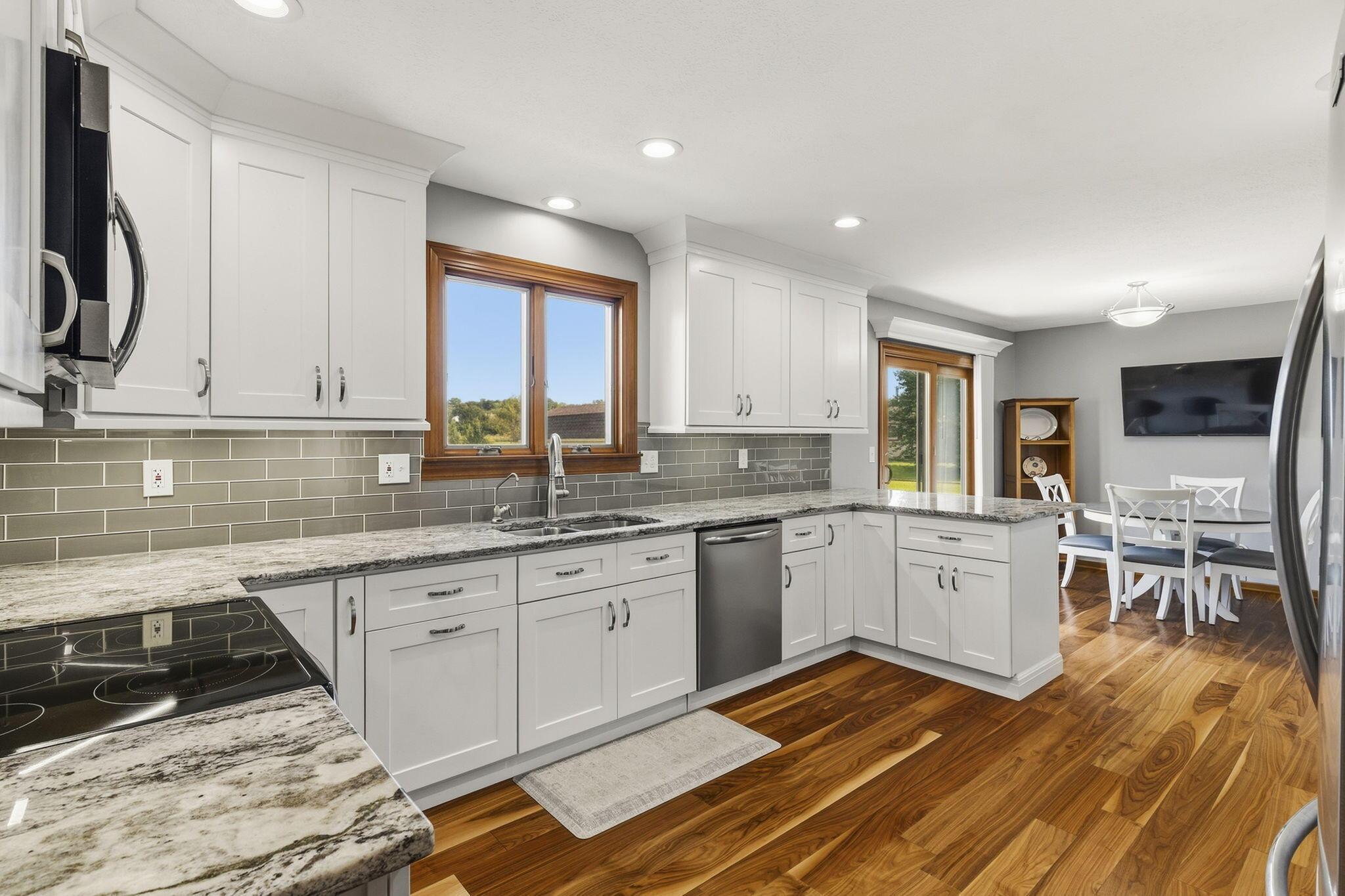 7812 Stemen Road Pickerington, OH 43147 - Photo 9 of 49 Kitchen A