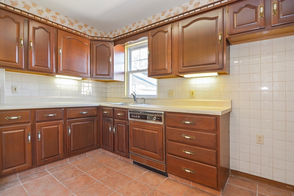 1 Columbus Road Peabody, MA 01960 - Photo 15 of 34 Gallery Image 15