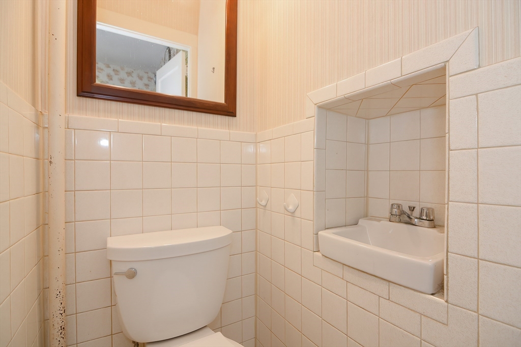 1 Columbus Road Peabody, MA 01960 - Photo 29 of 34 Gallery Image 29
