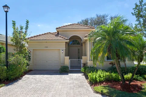 $529,000 | 7086 Del Corso Lane, Delray Beach, FL 33446