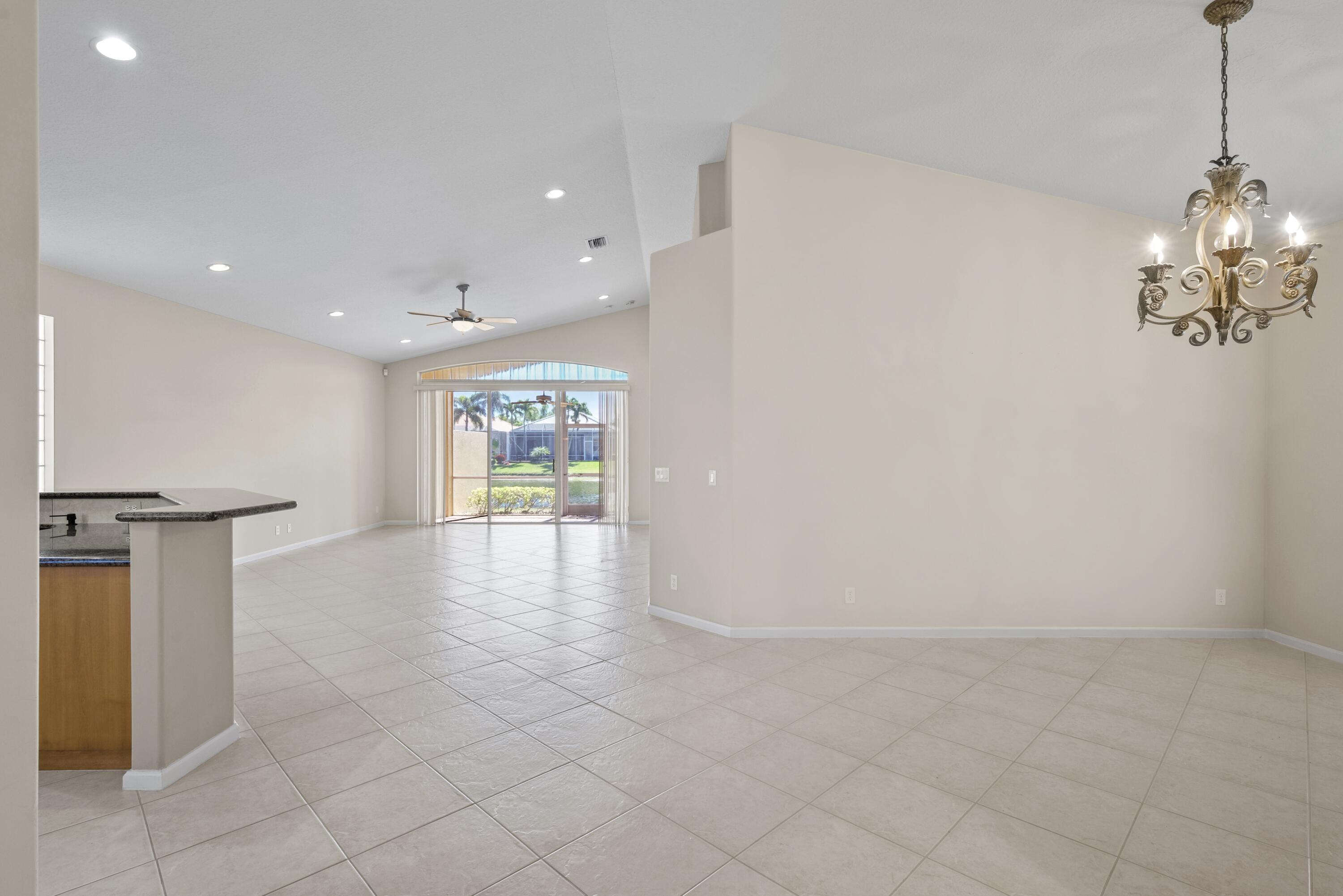 7086 Del Corso Lane Delray Beach, FL 33446 - Photo 12 of 66 DSC_8058