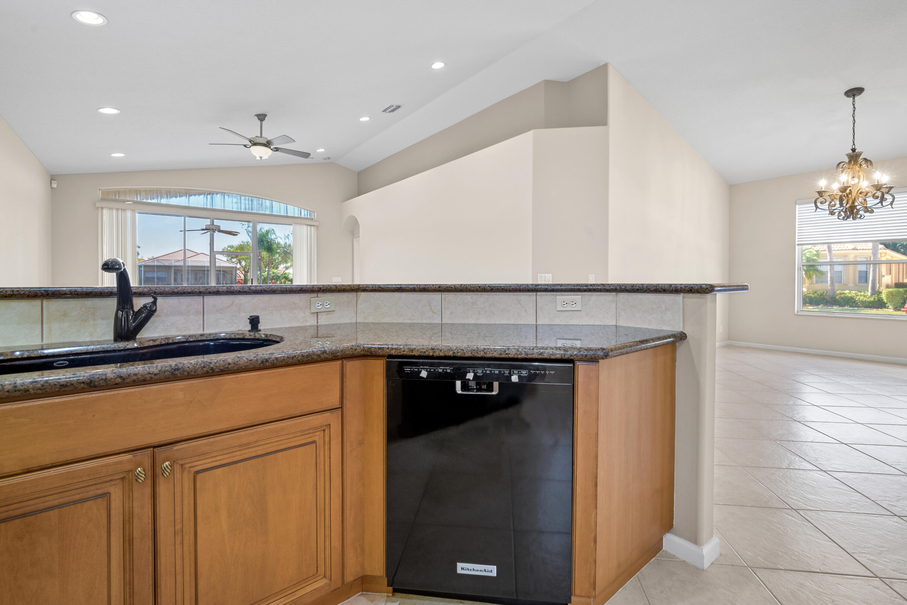 7086 Del Corso Lane Delray Beach, FL 33446 - Photo 21 of 66 DSC_8154