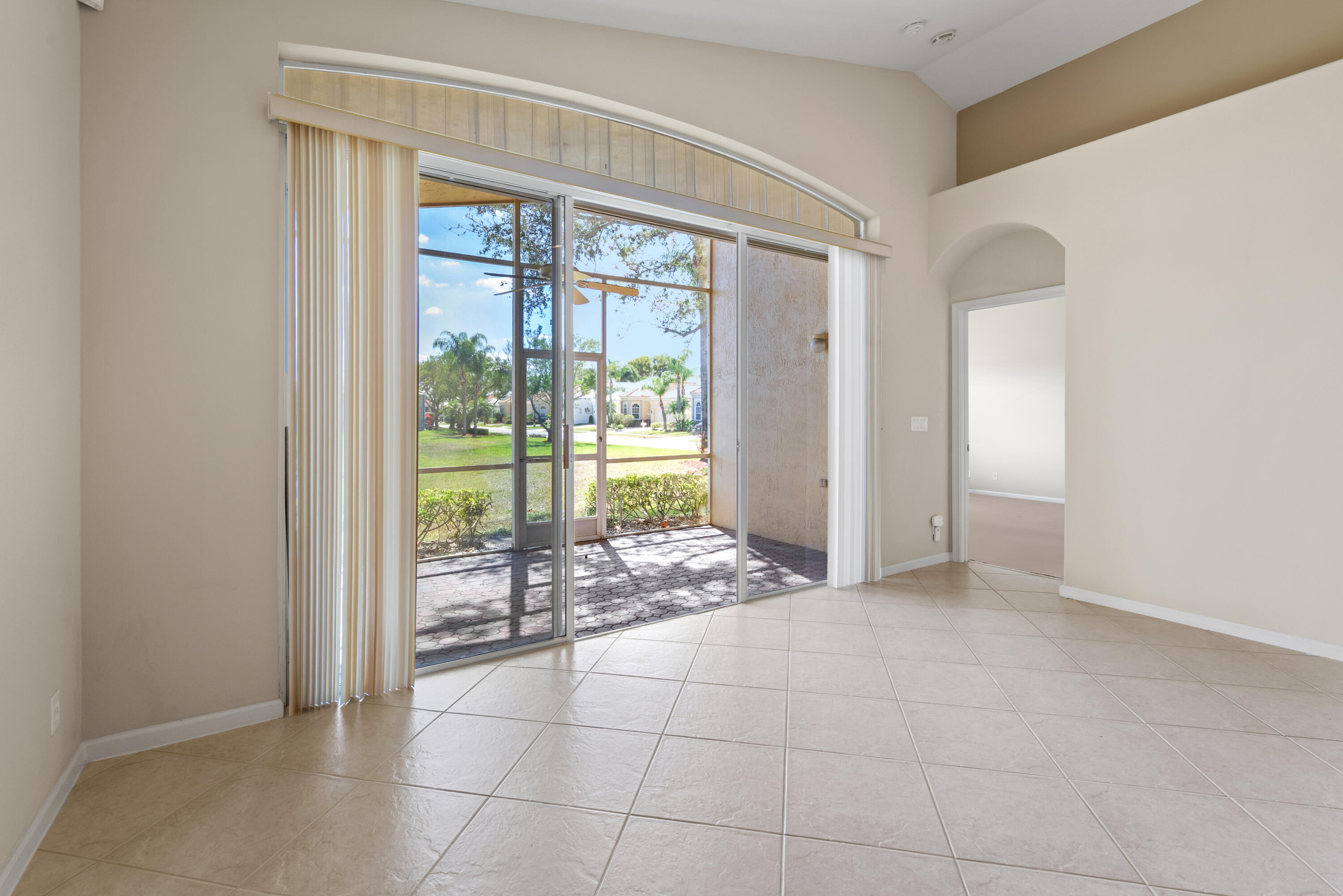 7086 Del Corso Lane Delray Beach, FL 33446 - Photo 33 of 66 DSC_8194