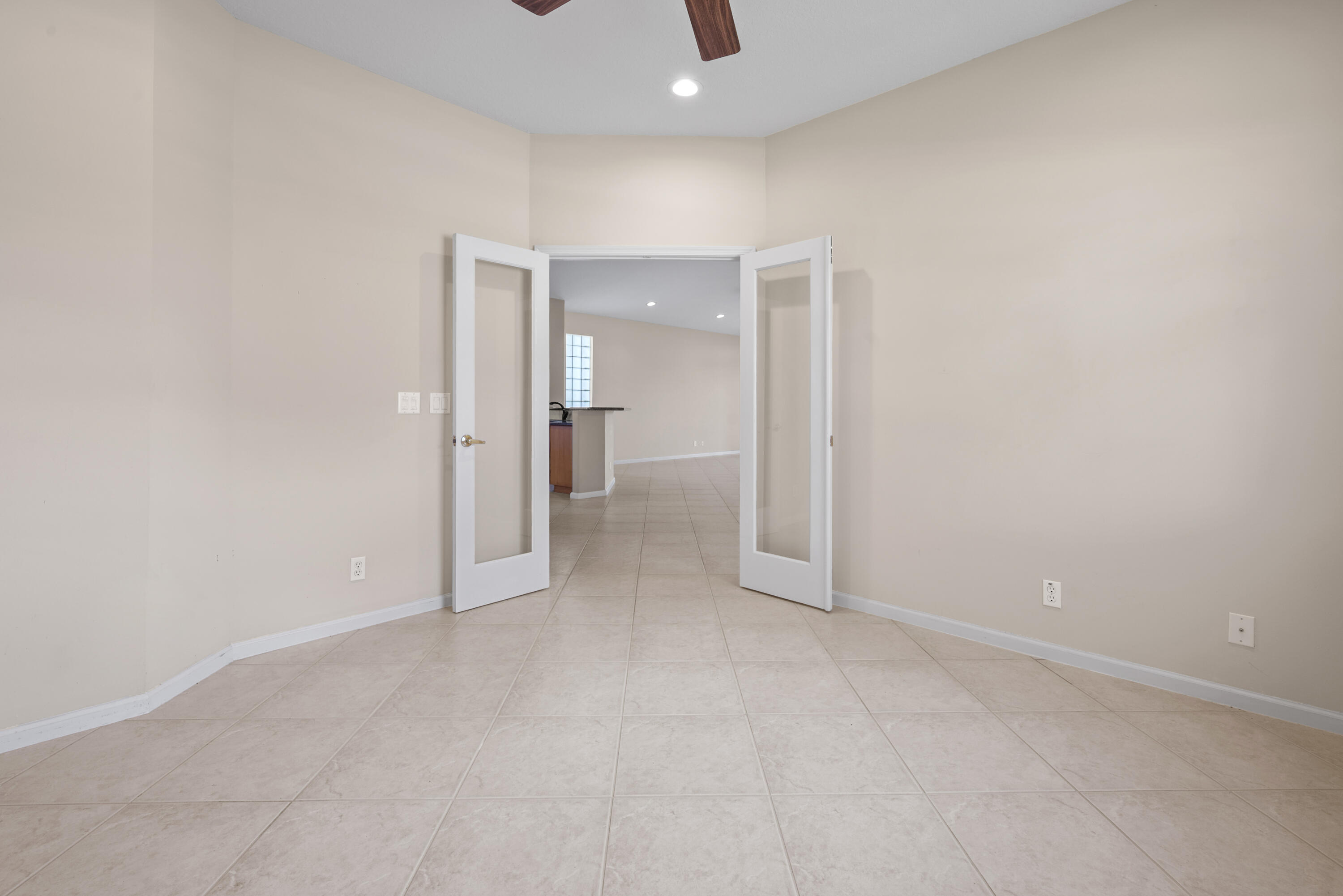 7086 Del Corso Lane Delray Beach, FL 33446 - Photo 34 of 66 DSC_8106