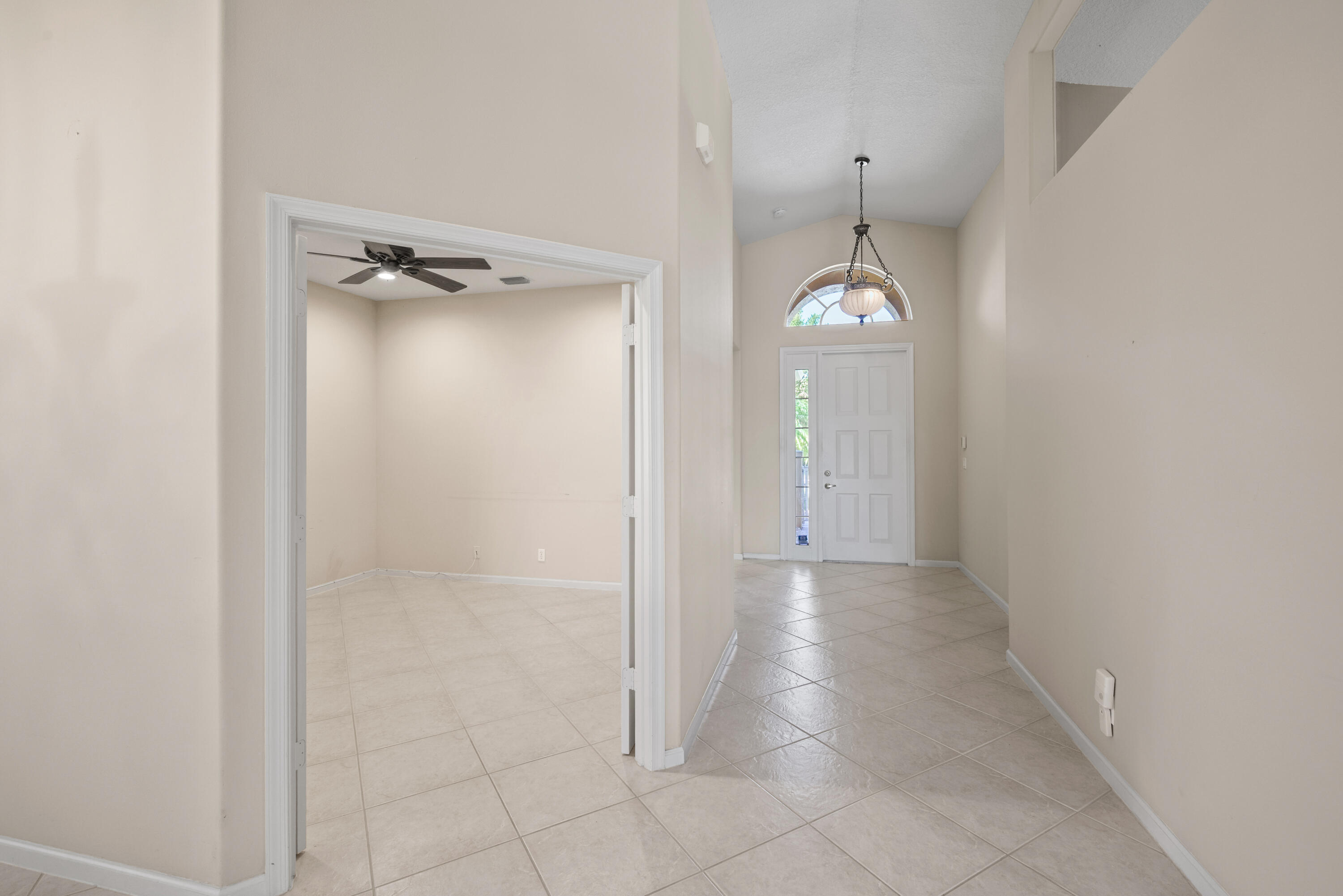 7086 Del Corso Lane Delray Beach, FL 33446 - Photo 10 of 66 DSC_8061