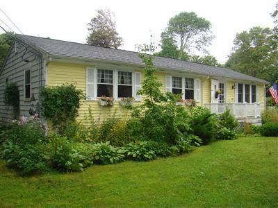 430 County Road Monument Beach, MA 02559 - Photo 1 of 17 Primary Photo