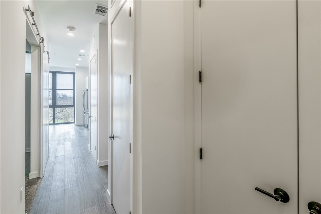 800 Embassy Drive, Unit 407 Austin, TX 78702 - Photo 17 of 39