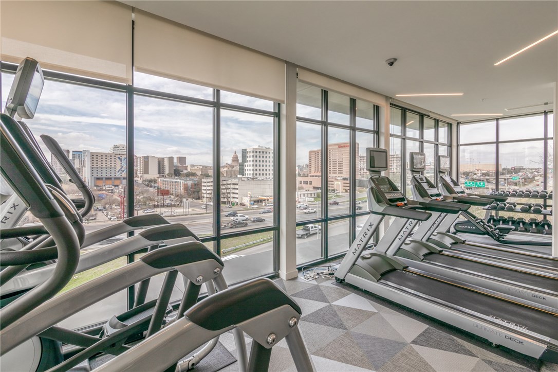 800 Embassy Drive, Unit 407 Austin, TX 78702 - Photo 27 of 39