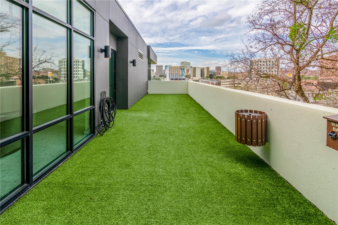 800 Embassy Drive, Unit 407 Austin, TX 78702 - Photo 29 of 39