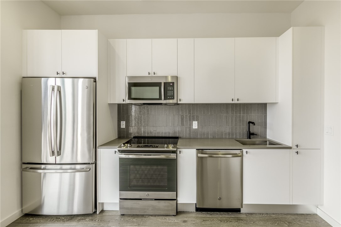 800 Embassy Drive, Unit 407 Austin, TX 78702 - Photo 9 of 39