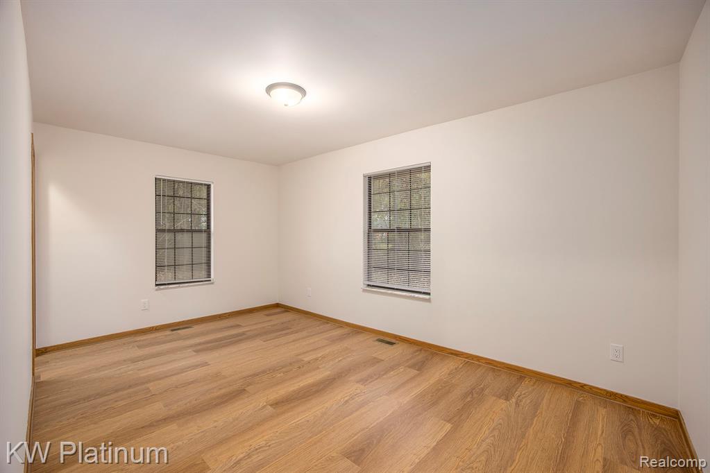 33512 Meldrum Street Chesterfield, MI 48047 - Photo 9 of 20
