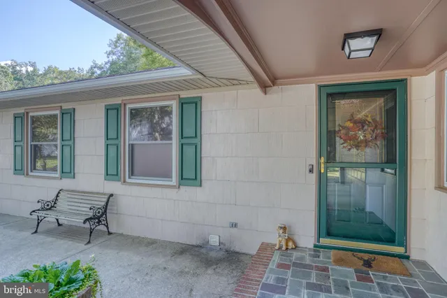 a view of a entryway door of the house