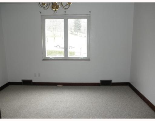 417 Trestle Road Plum, PA 15239 - Photo 3 of 8 Dining Room.