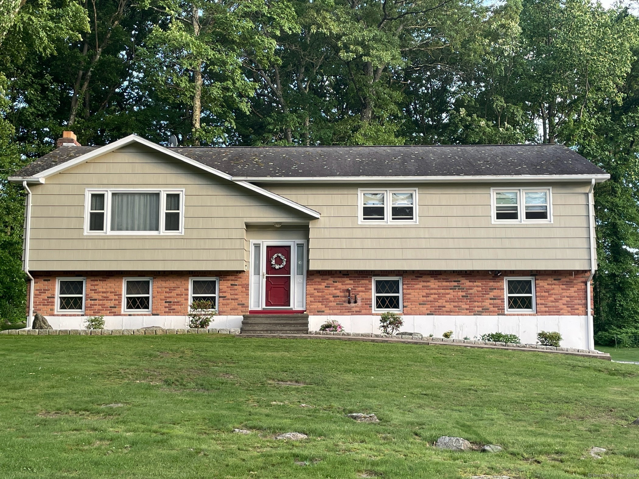 15 Kathleen Road Shelton, CT 06484 - Photo 1 of 1 Gallery Image 1