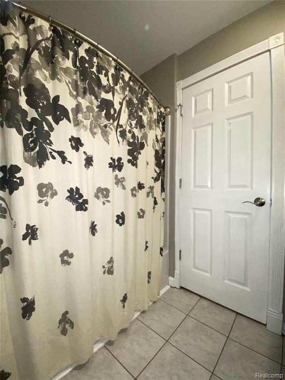 4171 West Thompson Road Linden, MI 48451 - Photo 27 of 46