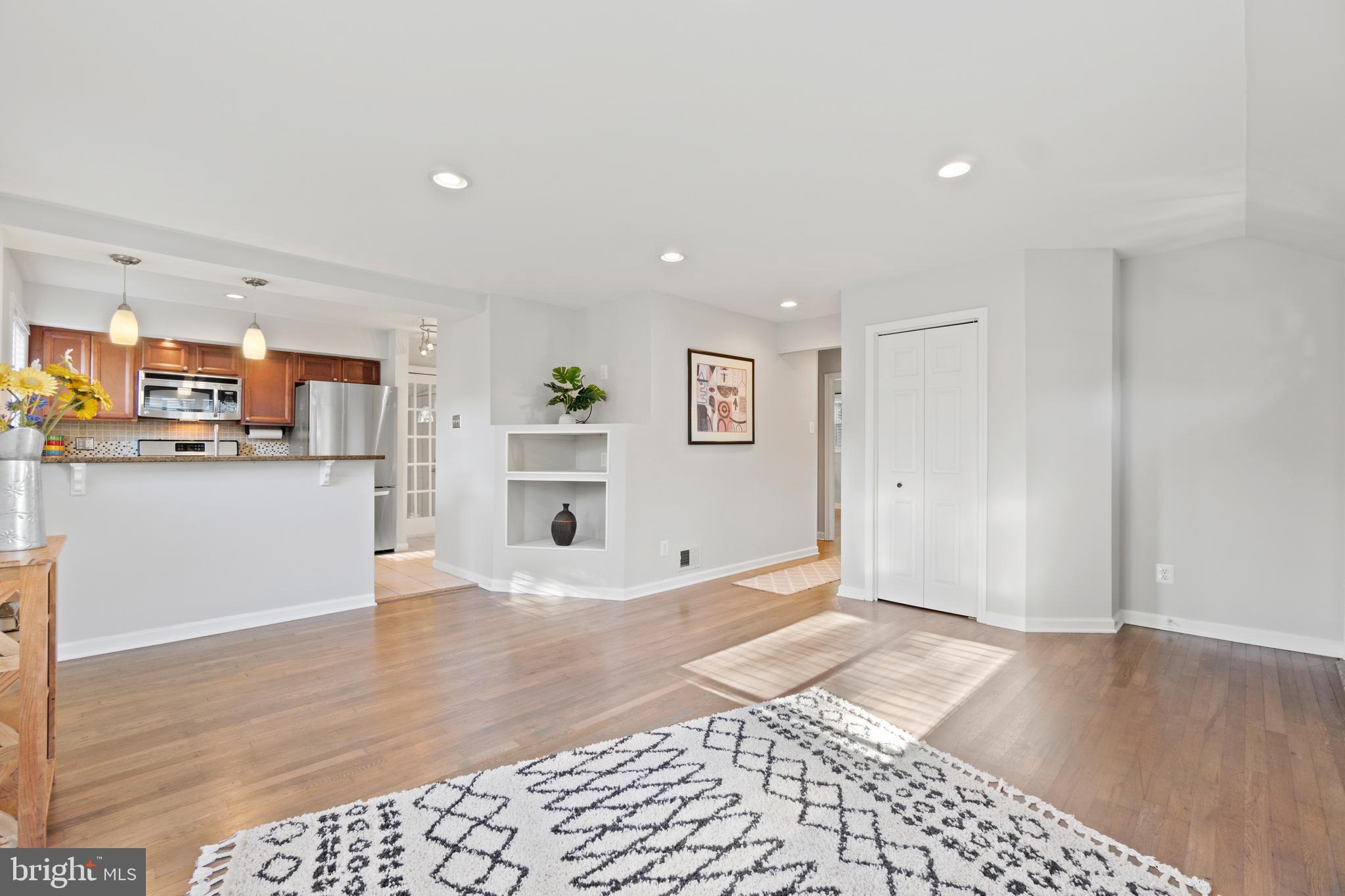 12602 Holdridge Road Silver Spring, MD 20906 - Photo 4 of 21