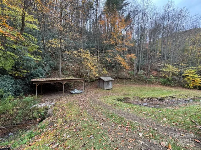 a view of a outdoor space with lounge chair