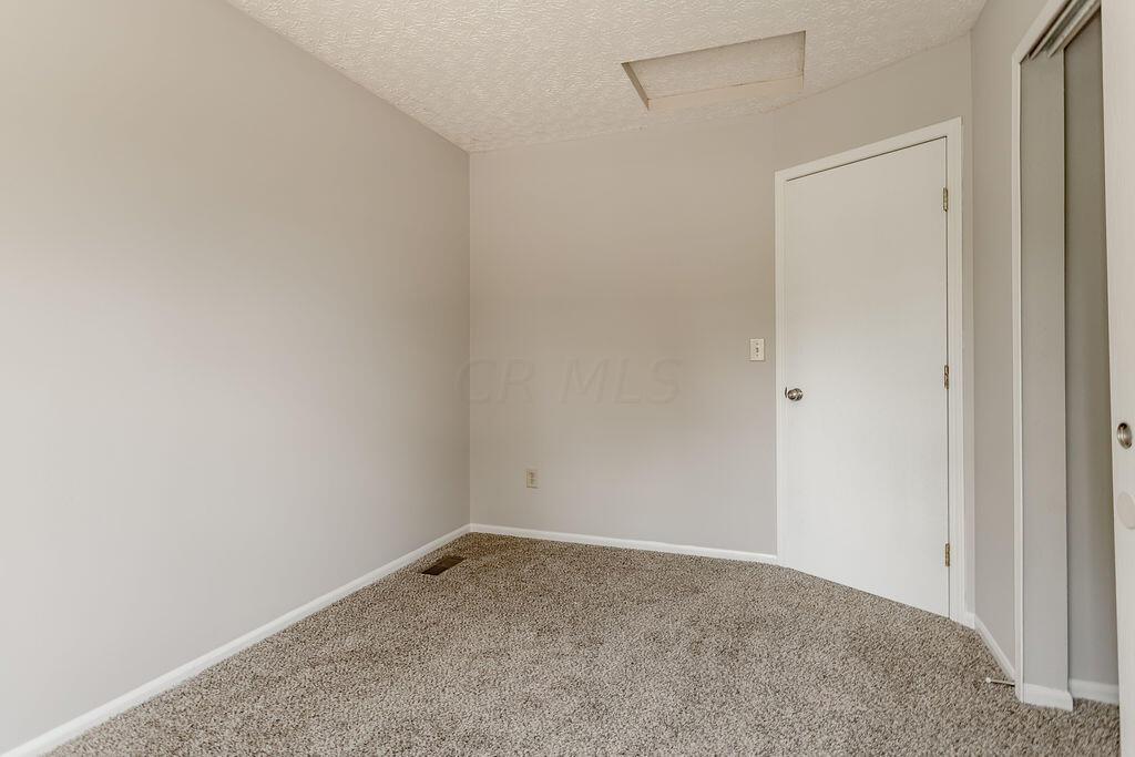 2412 Edmonton Road Columbus, OH 43229 - Photo 10 of 18 Gallery Image 10