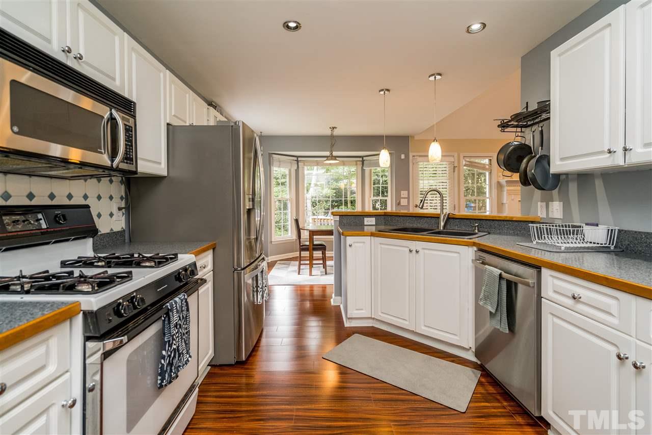 5221 Fairmead Circle Raleigh, NC 27613 - Photo 6 of 25