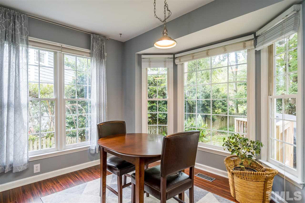 5221 Fairmead Circle Raleigh, NC 27613 - Photo 8 of 25