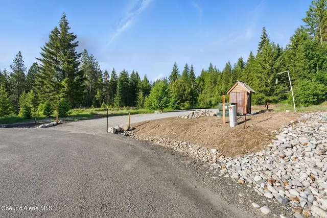 $274,000 | 65 Beacon Hill Road, Cocolalla, ID 83813