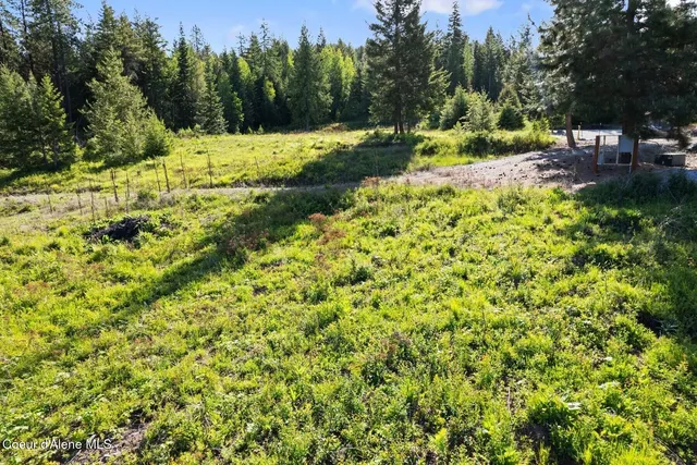 $274,000 | 65 Beacon Hill Road, Cocolalla, ID 83813