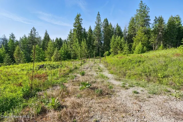 $274,000 | 65 Beacon Hill Road, Cocolalla, ID 83813