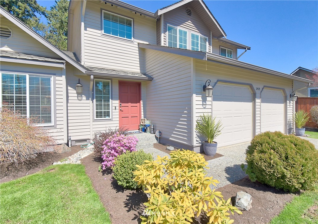 2429 182nd Place Southeast Bothell, WA 98012 - Photo 5 of 32 Gallery Image 5