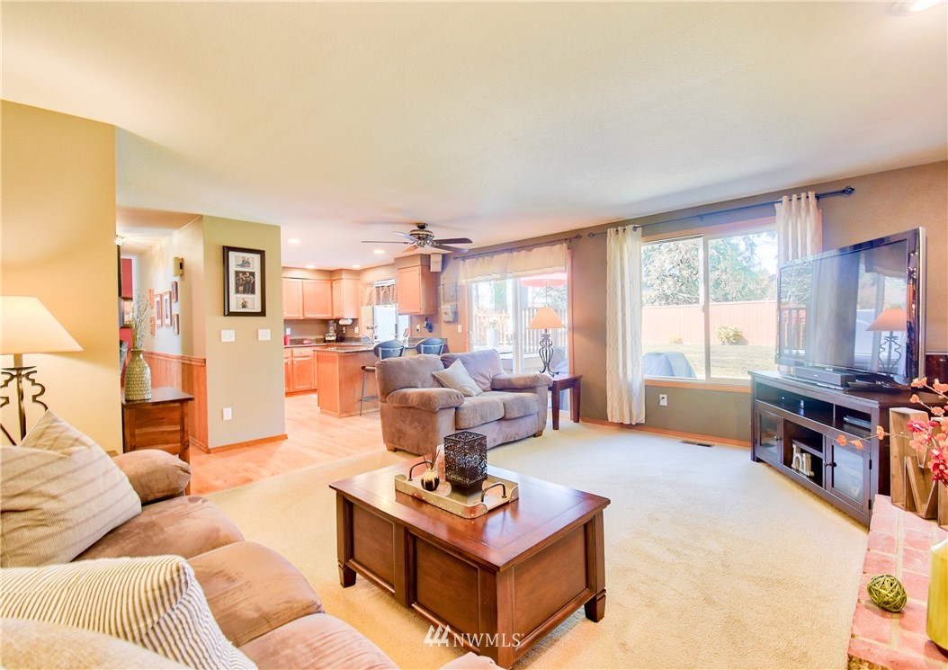 2429 182nd Place Southeast Bothell, WA 98012 - Photo 10 of 32 Gallery Image 10