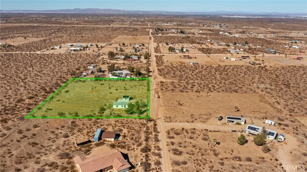 11772 Middleton Road Phelan, CA 92371 - Photo 2 of 40 view of city view and mountain view