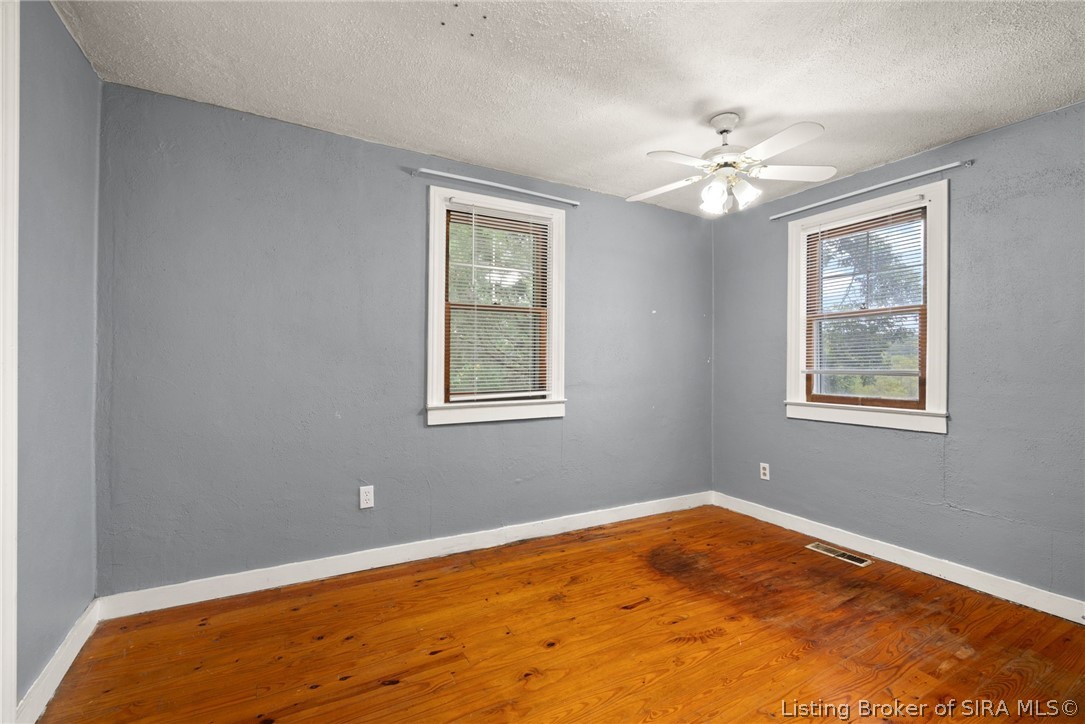 8185 Pekin Road Greenville, IN 47124 - Photo 19 of 35 Gallery Image 19