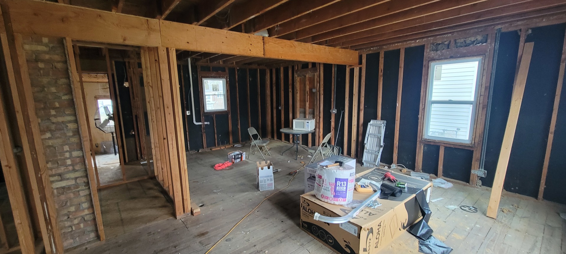 231 Home Avenue Itasca, IL 60143 - Photo 6 of 15 a living room with furniture