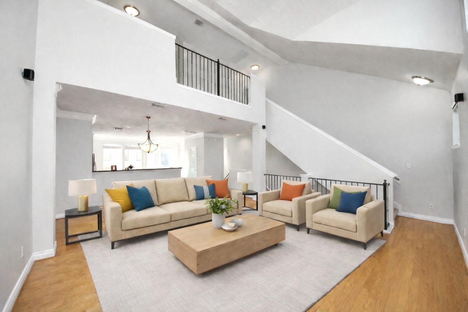 5909 Katy Street Houston, TX 77007 - Photo 13 of 34 So much space and and natural light -virtually staging.