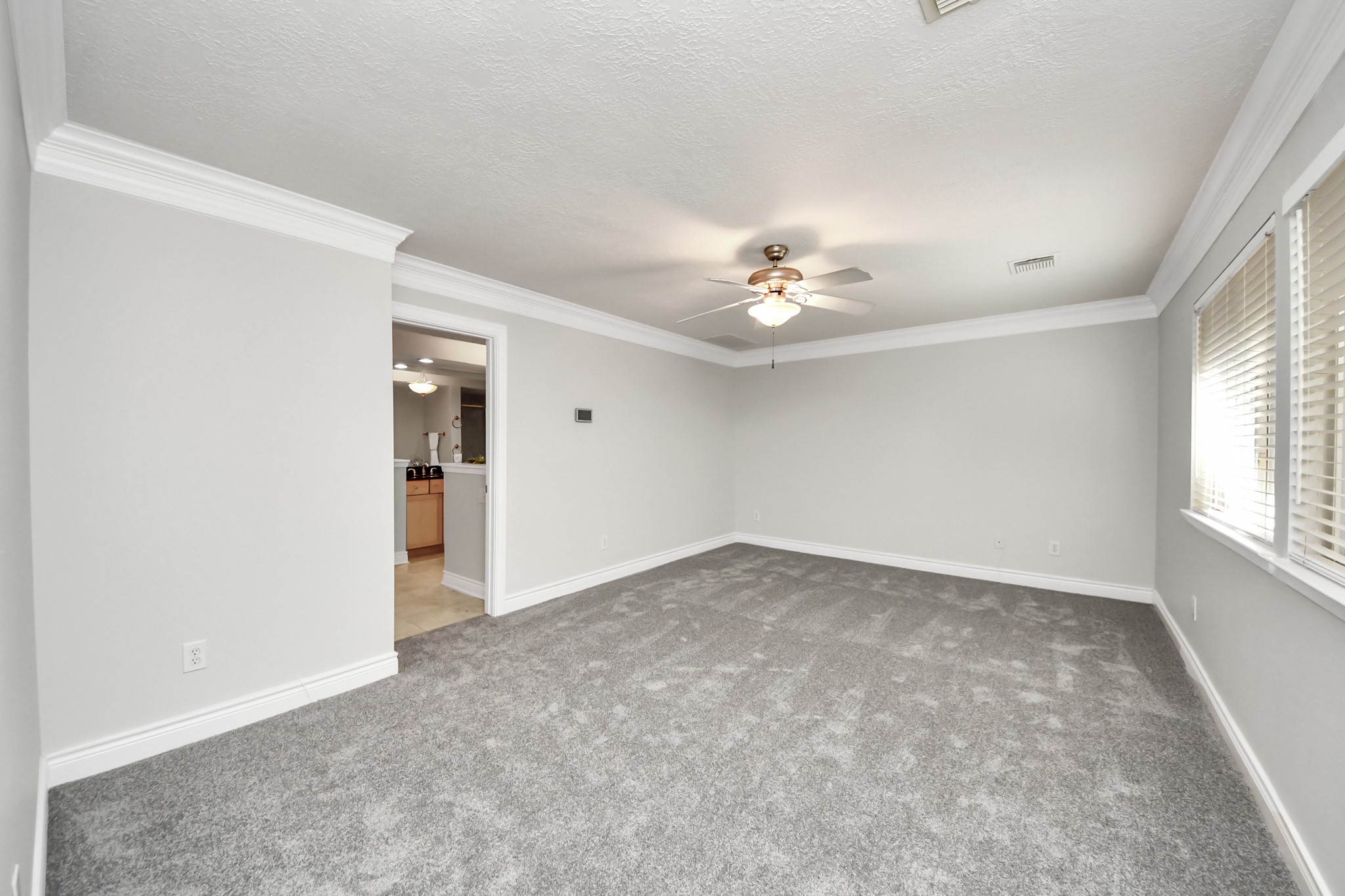 5909 Katy Street Houston, TX 77007 - Photo 19 of 34