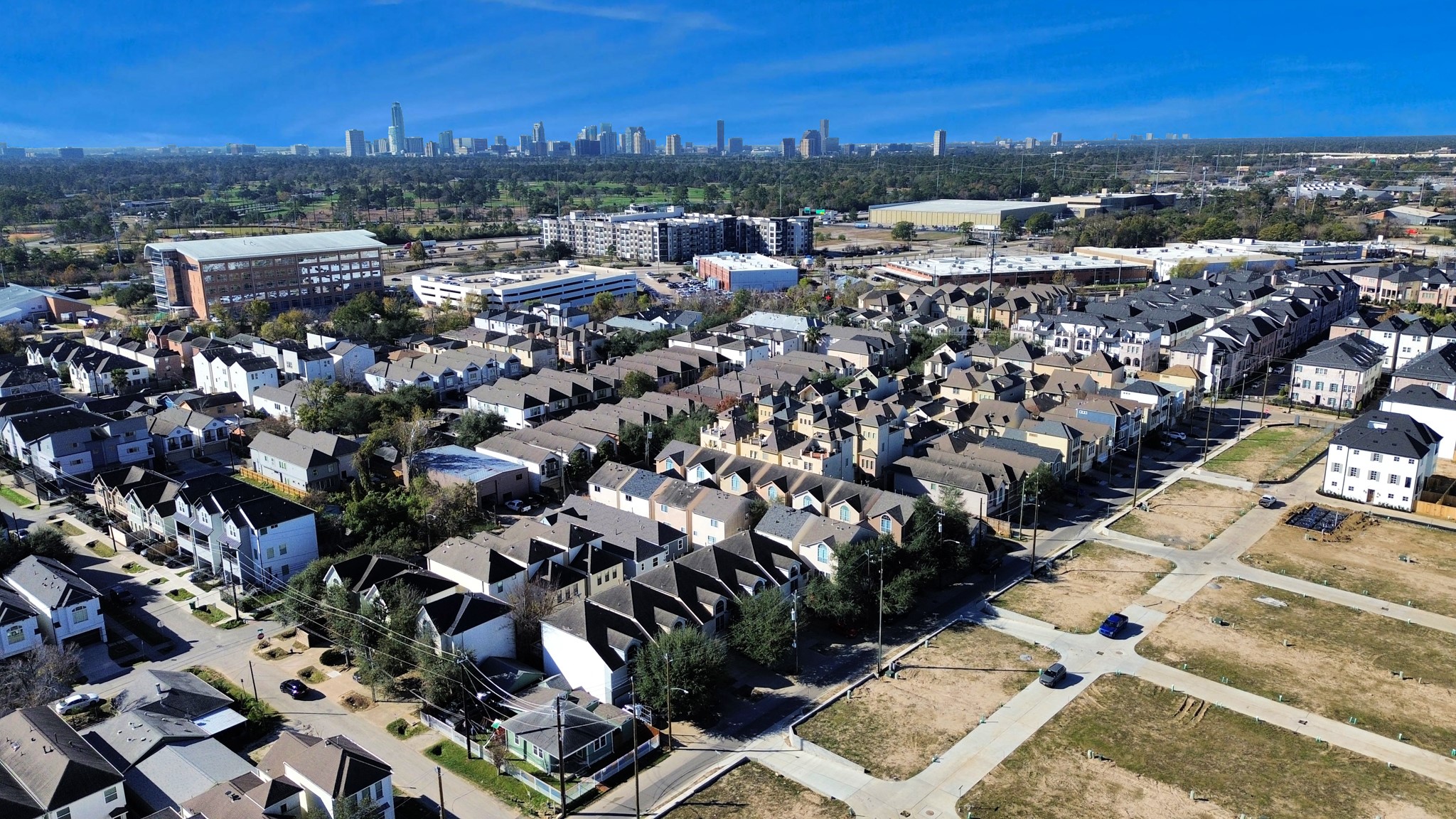 5909 Katy Street Houston, TX 77007 - Photo 32 of 34 Aerial photo showcasing the neighborhood and the cleared lots for potential future development.