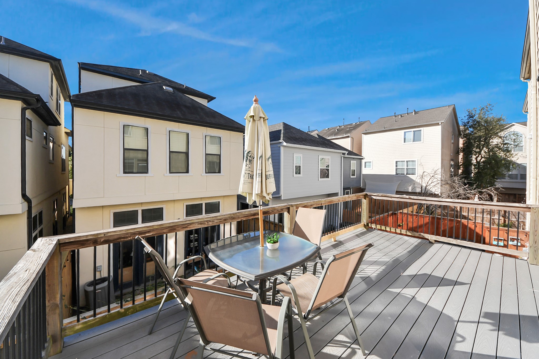 5909 Katy Street Houston, TX 77007 - Photo 5 of 34 Beautiful sunset views and fresh air.