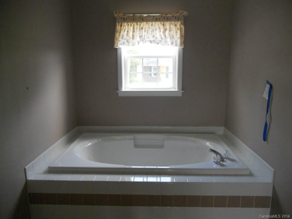 3001 Floyd Moore Road Monroe, NC 28112 - Photo 9 of 19 Gallery Image 9