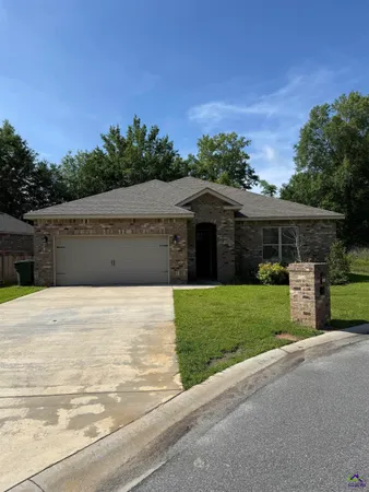 $2,000 | 111 Judy Kay Way, Perry, GA 31069
