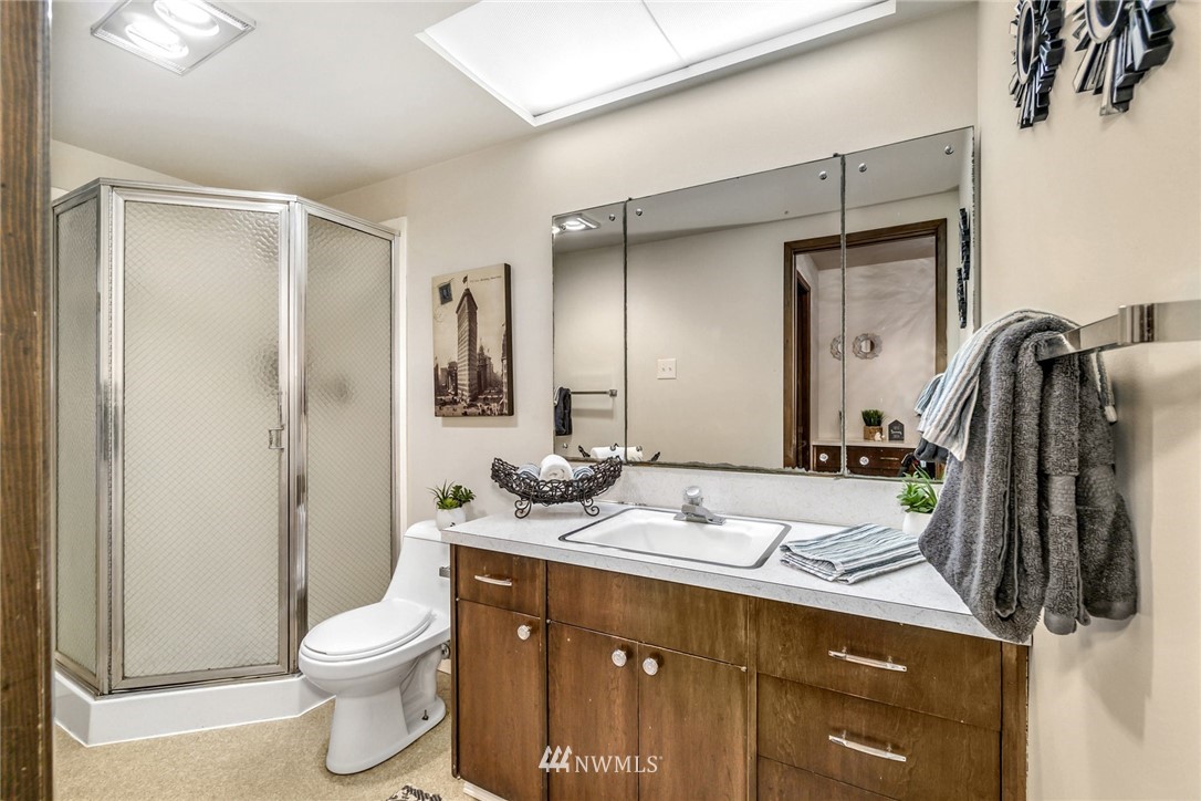 9101 Northeast 190th Street Bothell, WA 98011 - Photo 13 of 25 Gallery Image 13