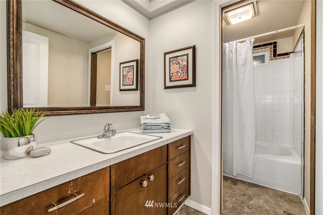 9101 Northeast 190th Street Bothell, WA 98011 - Photo 15 of 25 Gallery Image 15