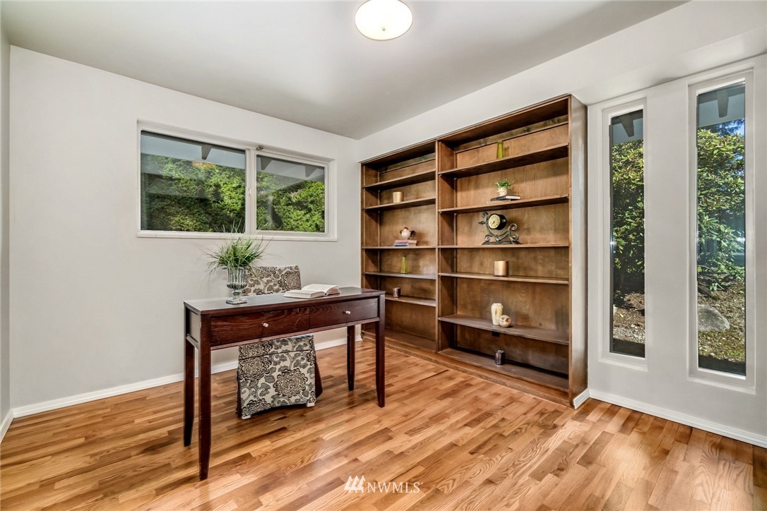 9101 Northeast 190th Street Bothell, WA 98011 - Photo 16 of 25 Gallery Image 16