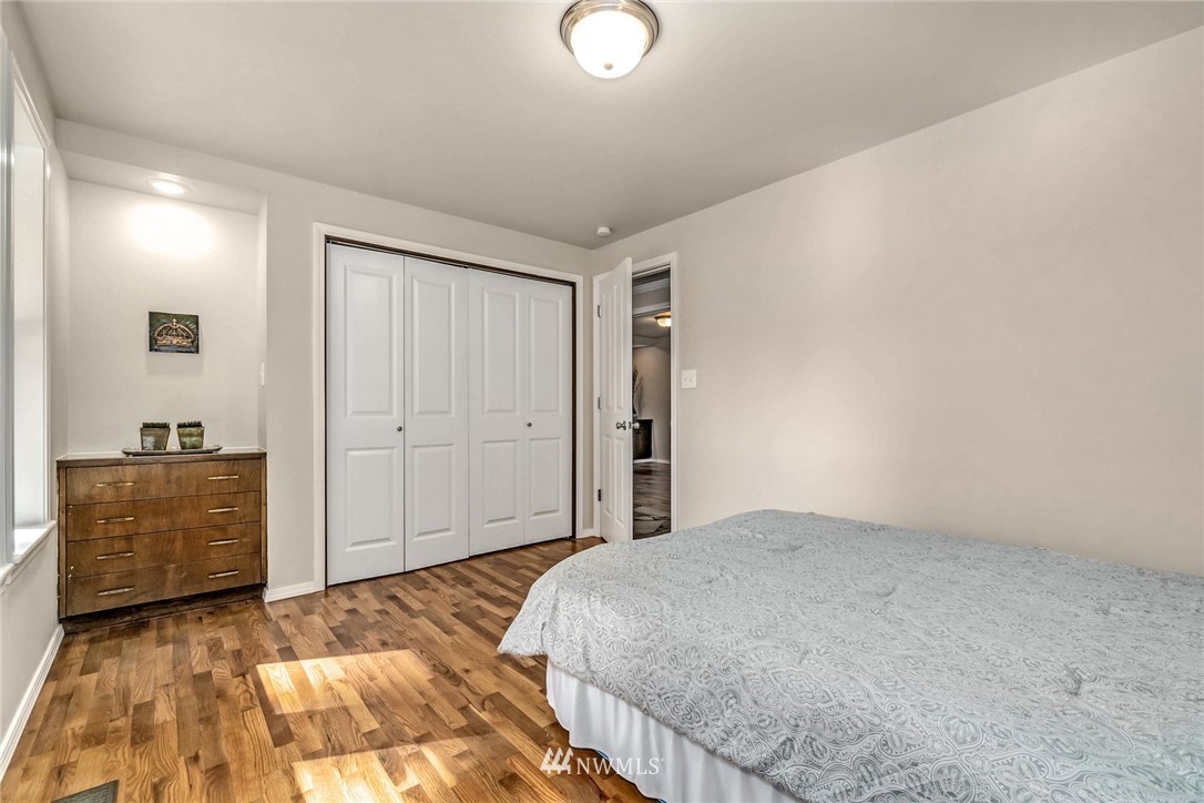 9101 Northeast 190th Street Bothell, WA 98011 - Photo 17 of 25 Gallery Image 17