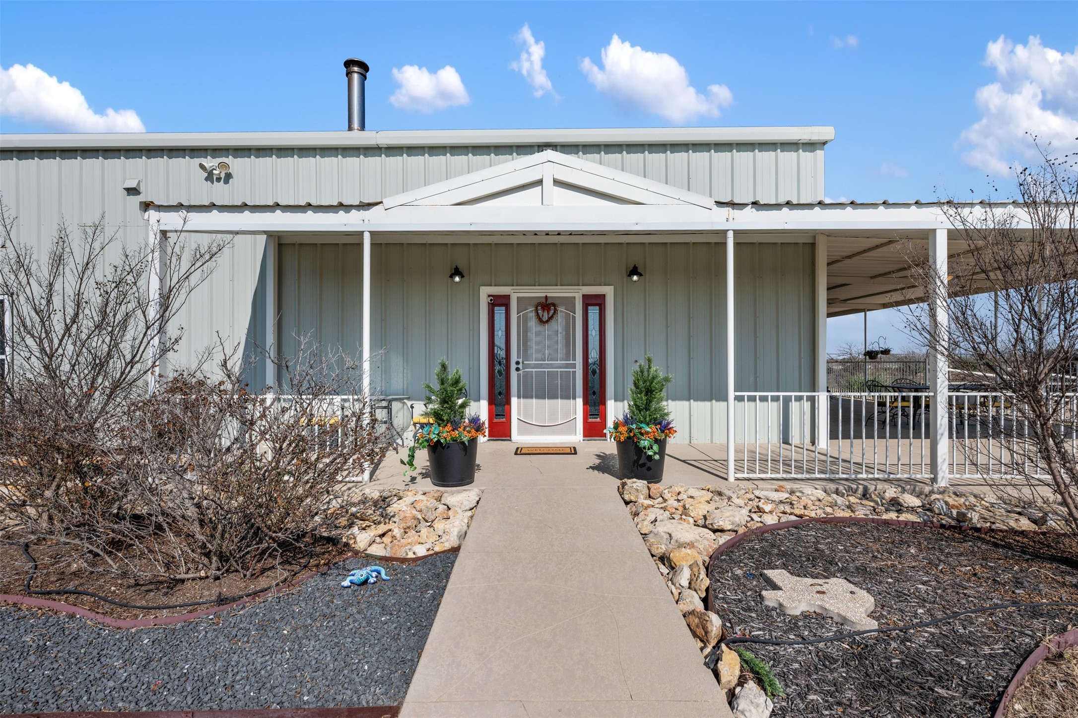 6501 County Road 239 Jarrell, TX 76537 - Photo 2 of 40