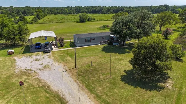 $240,000 | 735 County Road 2010, Ivanhoe, TX 75447
