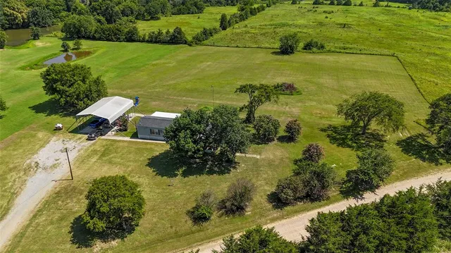 $240,000 | 735 County Road 2010, Ivanhoe, TX 75447