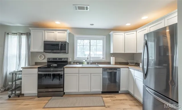 $220,000 | 1565 Cree Road, Cuba, MO 65453