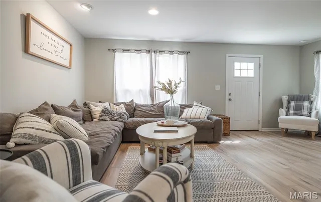 $220,000 | 1565 Cree Road, Cuba, MO 65453