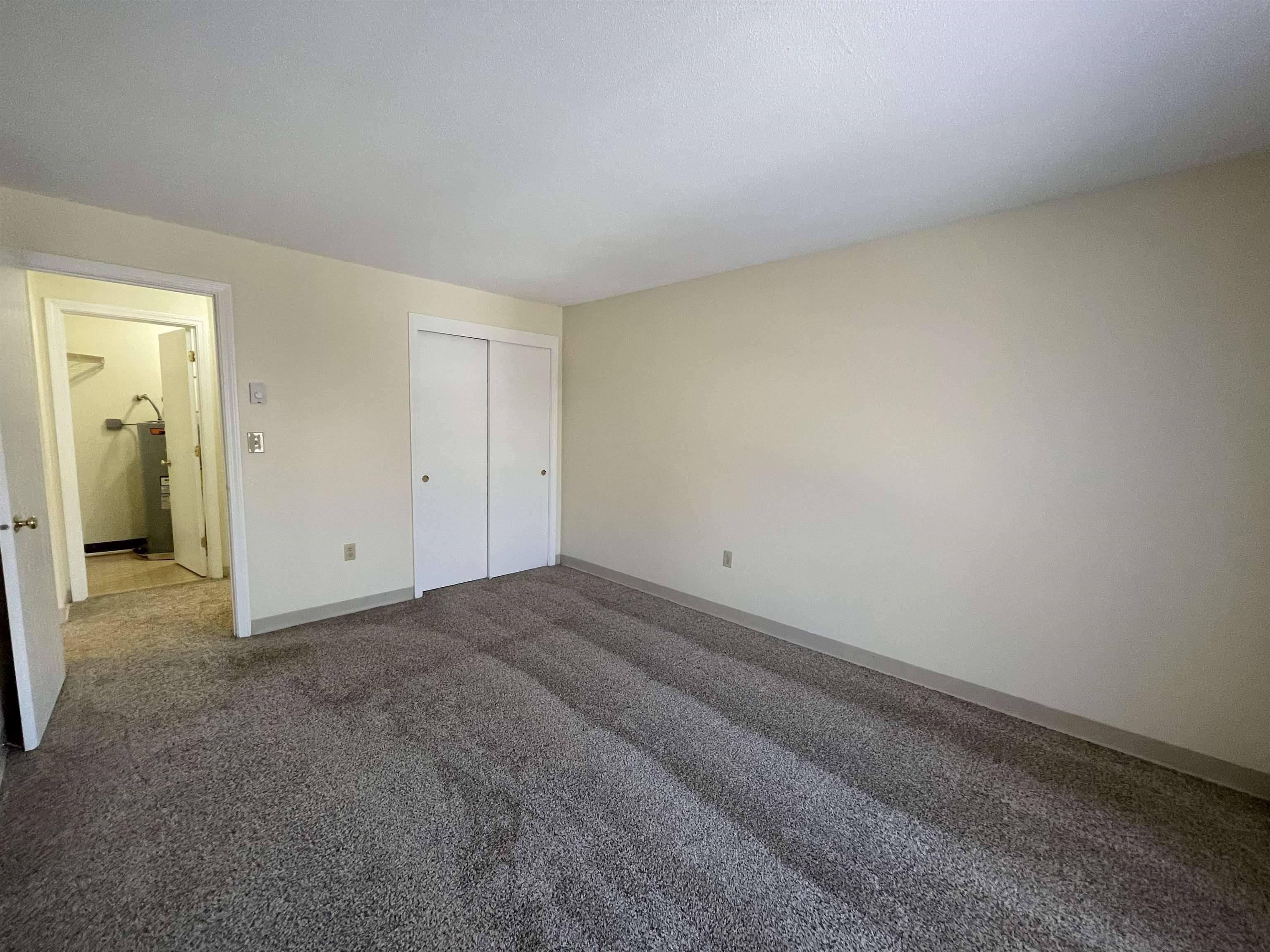 175 Eastern Avenue, Unit 303 Manchester, NH 03104 - Photo 20 of 40