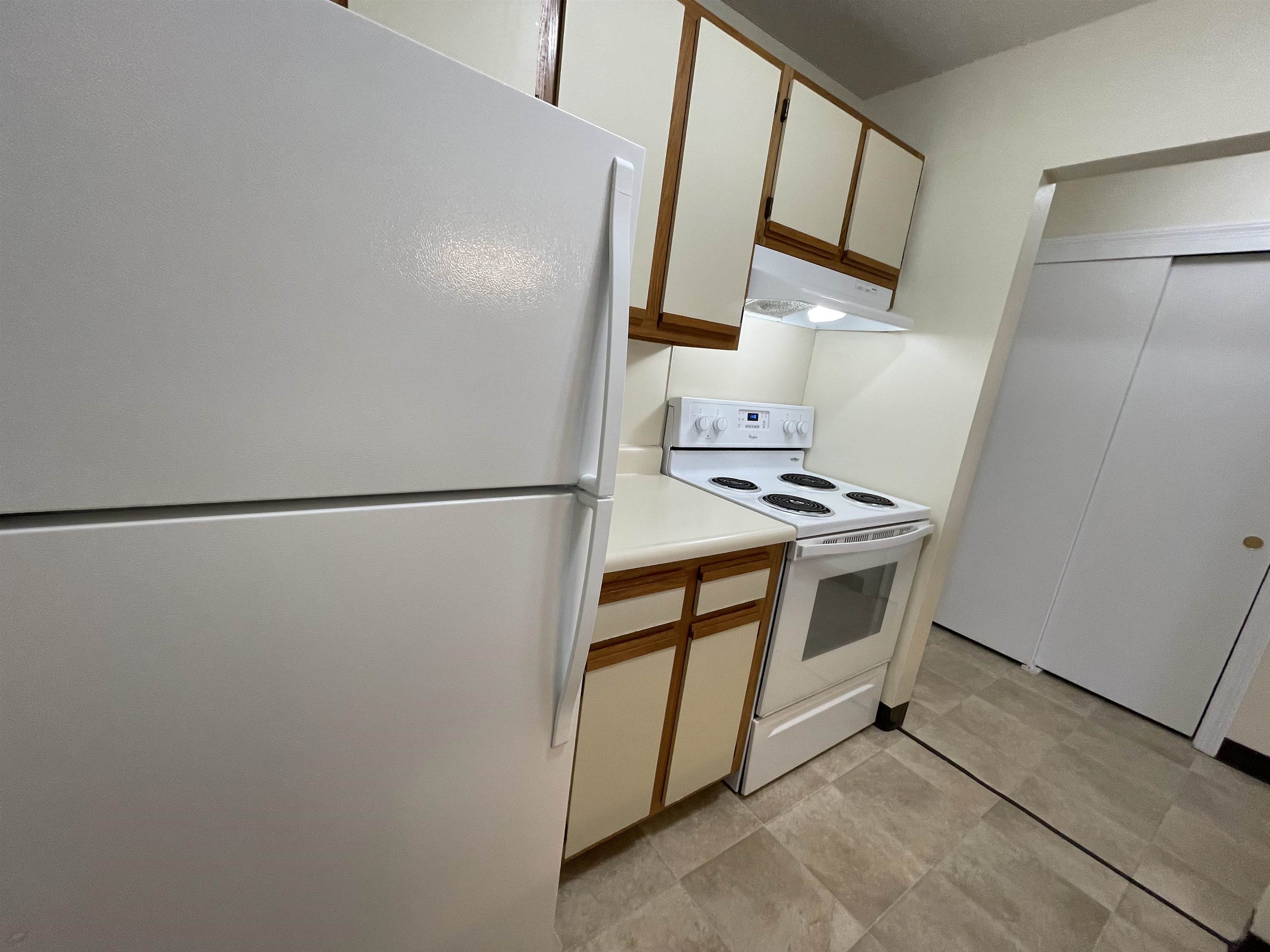 175 Eastern Avenue, Unit 303 Manchester, NH 03104 - Photo 10 of 40